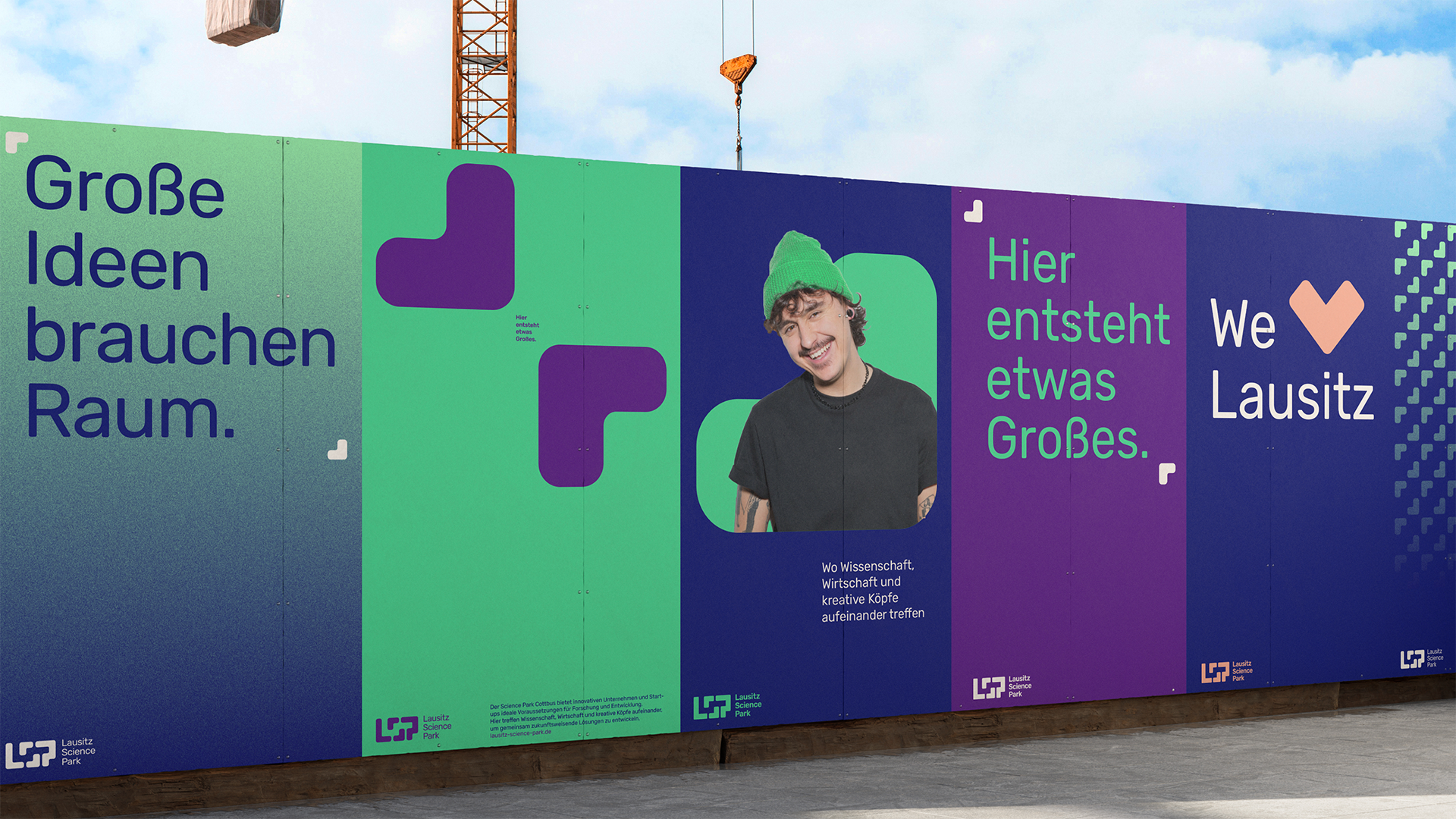 Anwendungsbeispiel des Corporate Designs auf Bauabgrenzung, gestaltet von wirDesign.